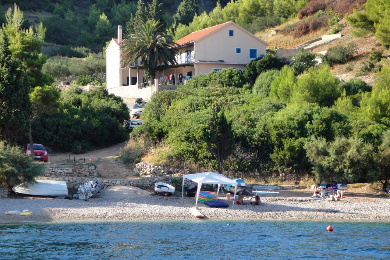 Seaside Secluded Apartments Cove Tvrdni Dolac, Hvar - 4008 Gdinj Exterior photo